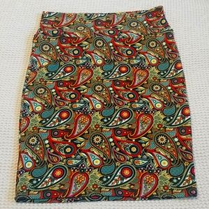 lularoe cassie skirt paisley red,black, green M
